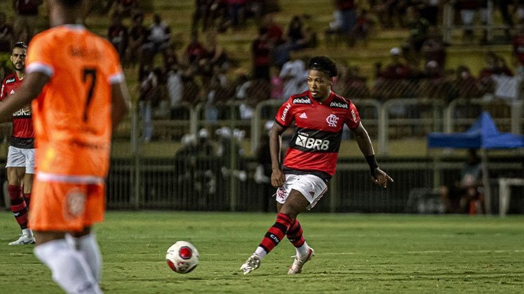 Flamengo - Com oito patrocínios, o valor da camisa do Flamengo supera os R$ 100 milhões