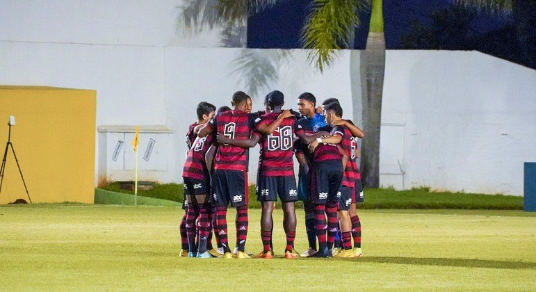 Flamengo decepcionou e se despediu da Copa São Paulo