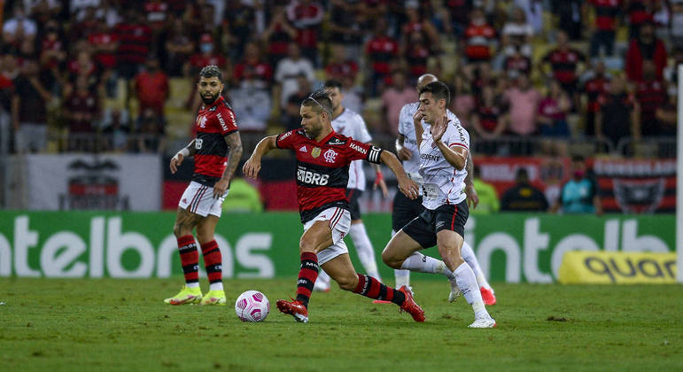 Flamengo e Athletico Paranaense disputaram a semifinal da Copa do Brasil 2021