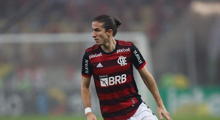 Filipe Luís ficou dois meses sem jogar pelo Flamengo