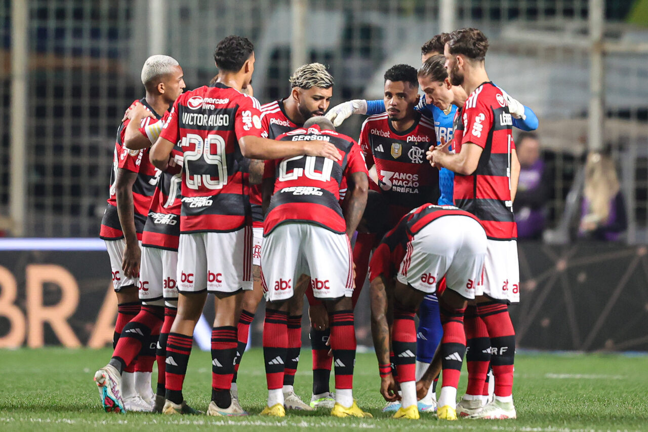 Flamengo x Olimpia: Filipe Luís e Léo Pereira estão fora do jogo