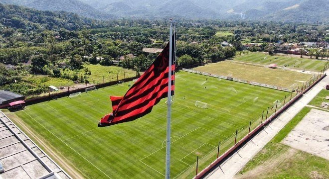 Jogador do Flamengo testou positivo para a covid-19