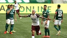 Em jogo elétrico, Flamengo domina e ganha de virada do Palmeiras