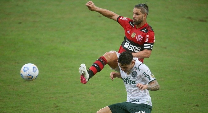 Jogo no Maracanã teve marcação muito forte dos dois lados