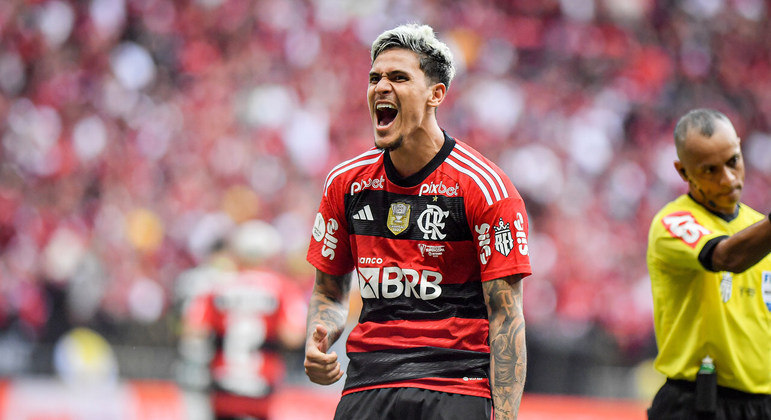 Pedro chegou aos 80 gols com a camisa do Flamengo