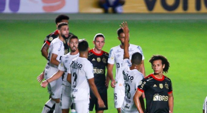 Como foi o jogo entre Flamengo e Santos pelo Brasileirão