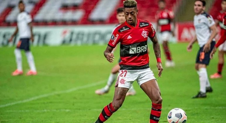 1- Flamengo - Valor da marca em 2021: R$ 860 milhões - Valor da marca em 2020: R$ 1,162 bilhão - Variação: -26%
