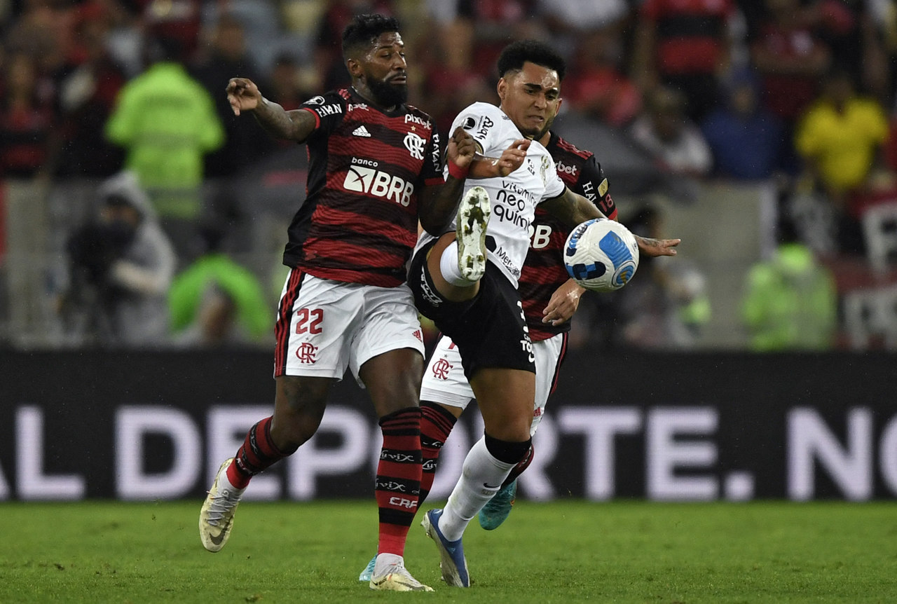 Flamengo nas semis, e Corinthians eliminado da Libertadores: veja