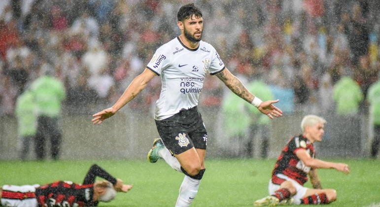 Yuri Alberto fez o gol da vitória do Corinthians sobre o Flamengo no Maracanã
