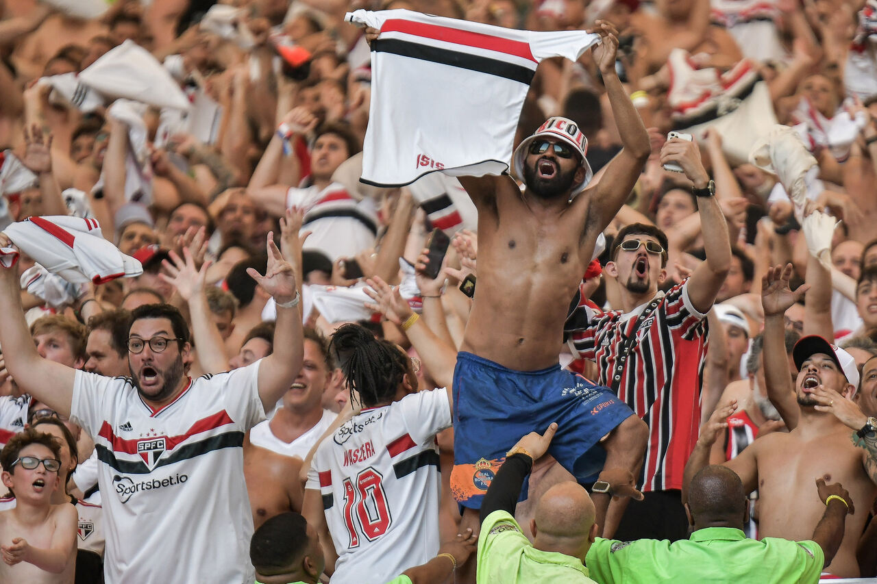 São Paulo vence o Flamengo e joga pelo empate na volta para ser campeão da  Copa do Brasil - Esportes - R7 Futebol