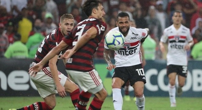 Rubro-negros e tricolores duelaram no Maracanã pela 22ª rodada do Nacional
