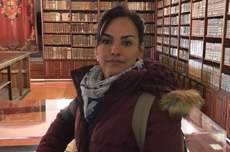 Flávia Fernandes é especialista em psicoterapia para gestantes