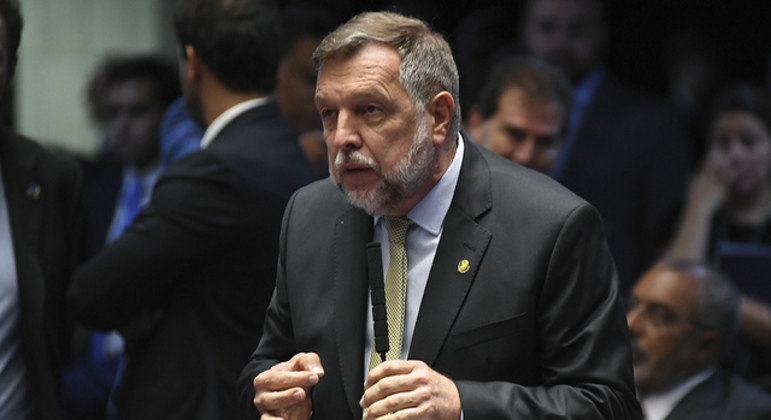 Senador Flávio Arns é o relator do PLP do Sistema Nacional de Educação
