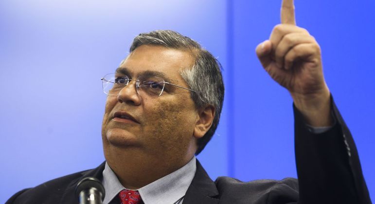 Dino vai apresentar 'pacote de propostas pela democracia' ao Congresso - Notícias - R7 Brasília