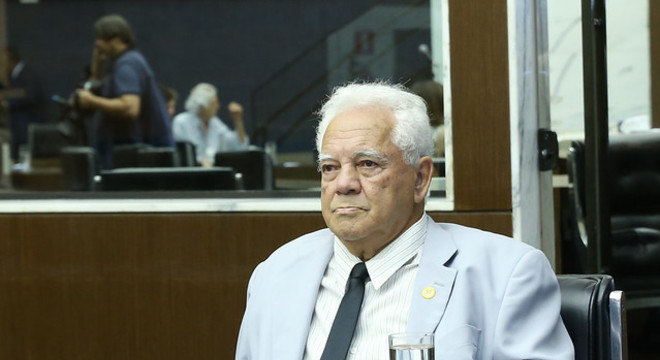 Flávio dos Santos teve dois processos arquivados na Câmara de BH