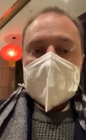 Flávio Luís Pazeto grava vídeo