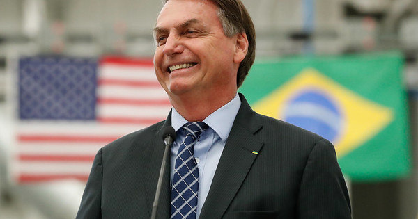 Bolsonaro faz novo exame para saber se está com coronavírus