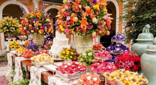 Flores para casamento colorido