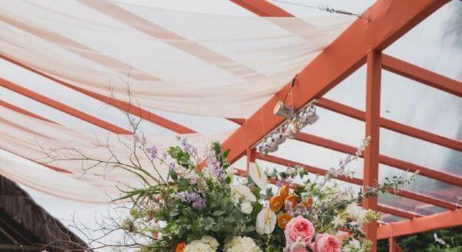 Flores para casamento rústico em tons de rosa e bege