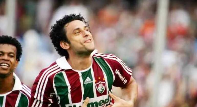 2009O ano de 2023 foi histórico para o Fluminense, mas em 2009 o clube carioca escapou do rebaixamento por um ponto — tinha 46, enquanto o Coritiba caiu com 45