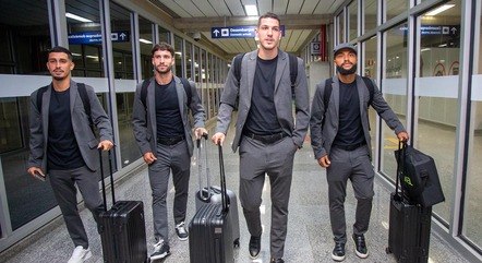 Fluminense chega à Arábia Saudita para a disputa do Mundial de Clubes - Esportes - R7 Futebol