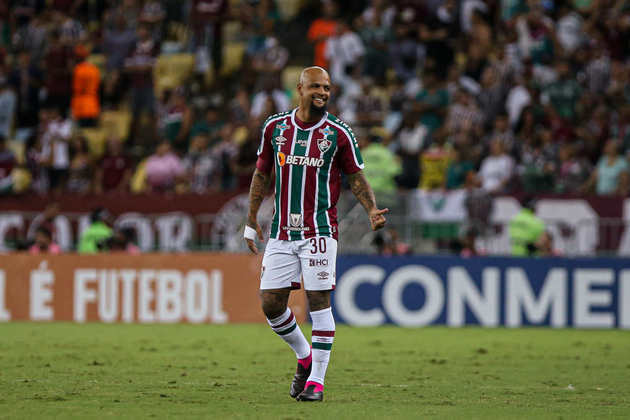 Fluminense - Felipe Melo, volante/zagueiro de 39 anos (Seleção Brasileira - 2010).