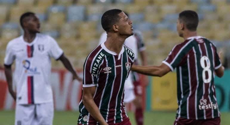 Fluminense jogou bem, mas foi derrotado pelo Resende na estreia do Campeonato Carioca