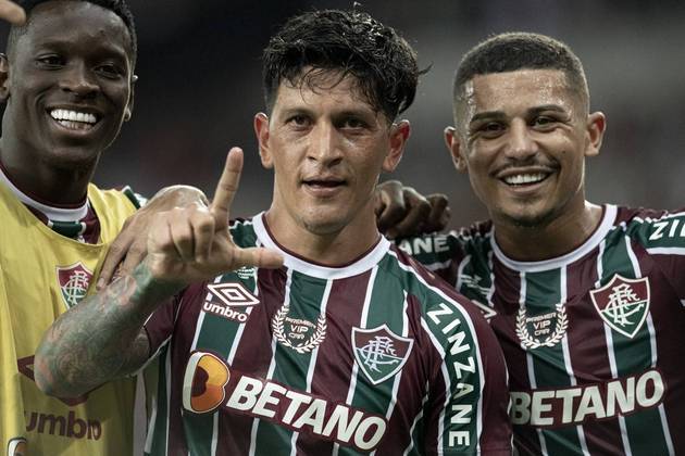 Fluminense e Flamengo jogam no Maracanã pelo título do Carioca