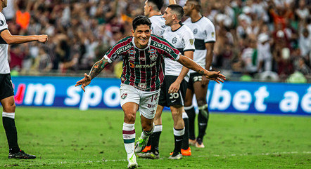 Germán Cano, do Fluminense, comemora gol marcado contra o Olimpia-PAR