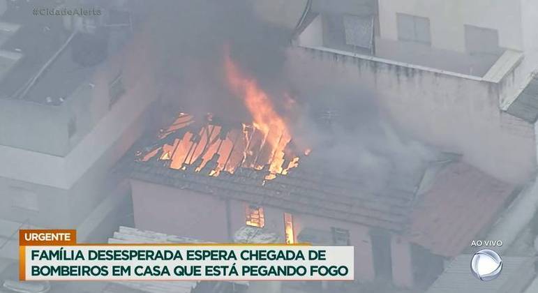Fogo consome imóvel no ABC