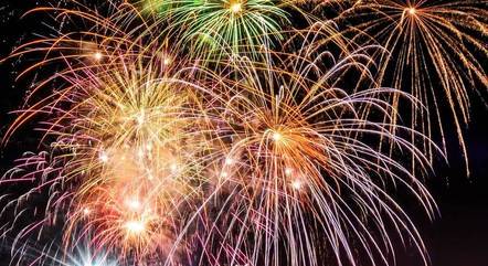 Fogos de artifício que emitem barulho podem ser proibidos no Brasil