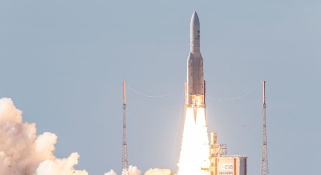 Um elevador espacial poderia dispensar o uso massivo de foguetes