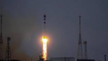 Rússia lança foguete Soyuz com 38 satélites estrangeiros 
