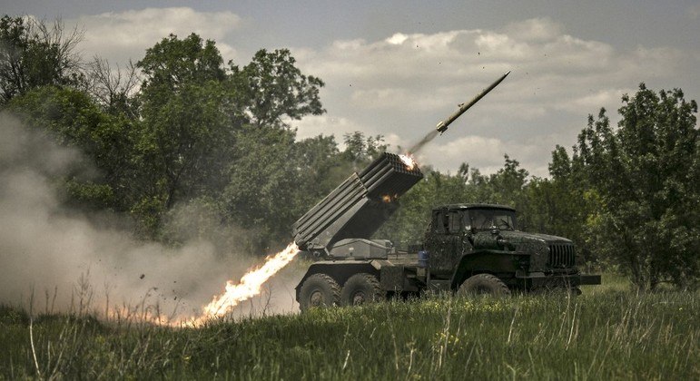 Exército ucraniano precisa de mais armamento para conseguir vencer a guerra