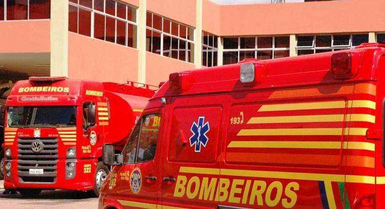 Vitória (ES): Consultório médico pega fogo e fica completamente destruído