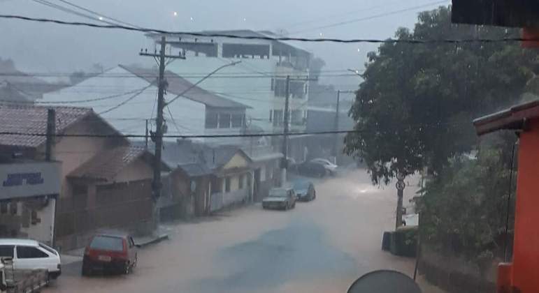 Folha Vitória