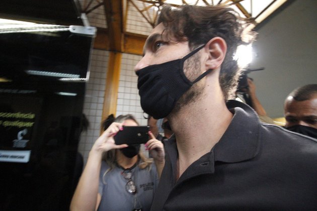 Dr. Jairinho também foi acusado por uma ex-namorada de agressão. A filha dela, na época com 4 anos, também teria sido alvo do vereador do Rio de Janeiro