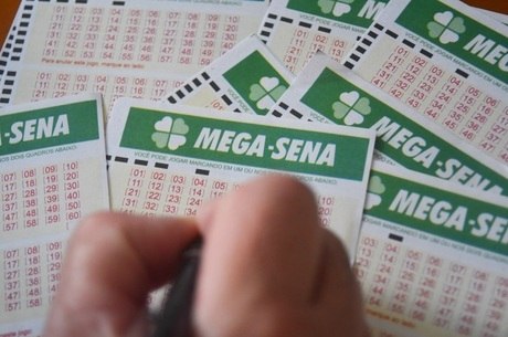 Mega-Sena promete sortear R$ 10 milhões hoje