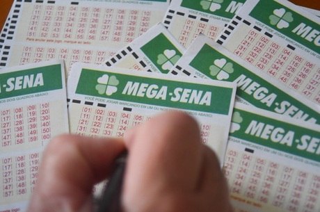 Mega-Sena: prêmio acumula e pode chegar a R$ 35 milhões na próxima quarta  (12)