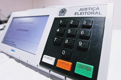 Urna eletrônica agiliza o resultado das eleições