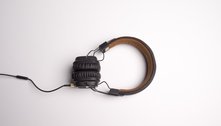 Uso de fone de ouvido por crianças pode causar danos à audição
