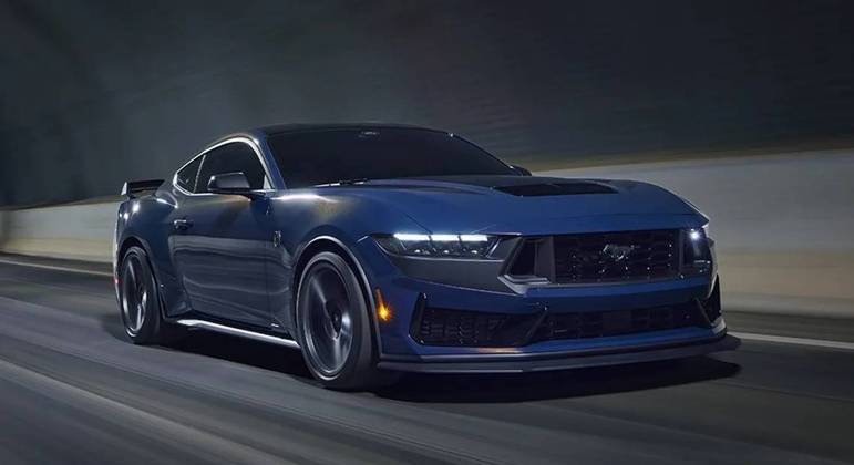 Ford revela o primeiro modelo de corrida do Mustang de nova