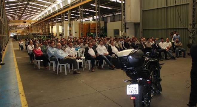 Indústria em Matão parou linha de produção para educar funcionários. De agosto de 2016 a março de 2017 nenhum funcionário se envolveu em acidente de trânsito com motocicleta, após Ação de Segurança