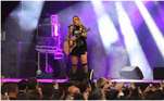 Formada somente por mulheres, a banda Malvada trouxe ao palco do Best of Blues and Rock Angel Sberse (vocal), Bruna Tsuruda (guitarra), Marina Langer (baixo) e Juliana Salgado (bateria). 