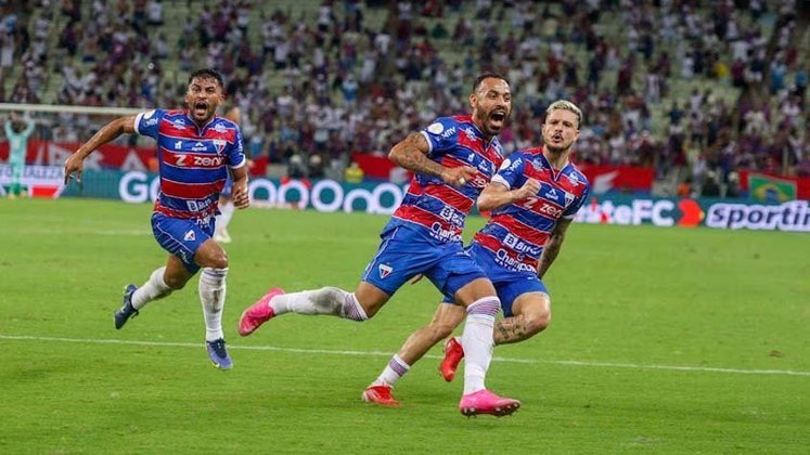 Saiba quanto os times brasileiros recebem dos patrocinadores - Fotos - R7  Futebol