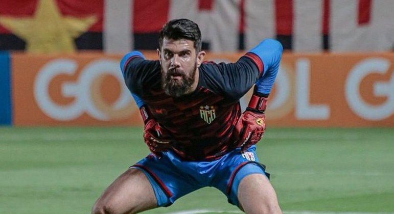 FORTALEZA - quatro reforços: Fernando Miguel - goleiro, Anthony Landázuri - zagueiro, Brayan Ceballos - zagueiro e Wagner Leonardo - zagueiro