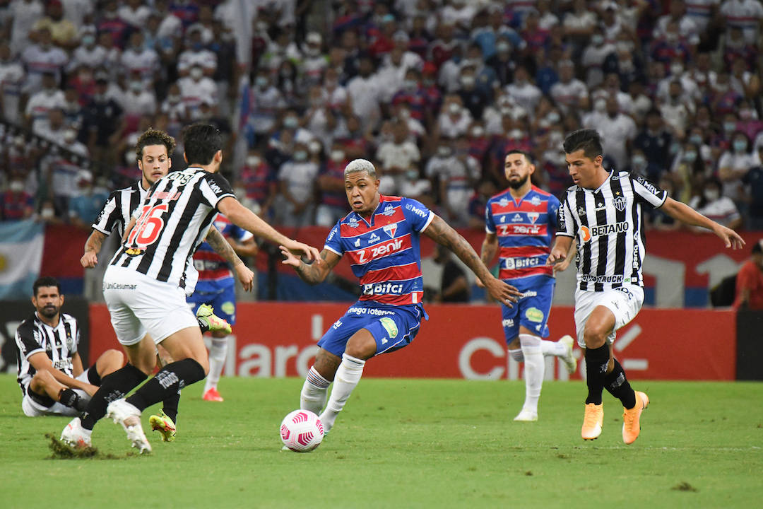 É difícil quando eles (Flamengo) resolvem jogar. Troféu para o Grêmio é a  Libertadores.' Derrota faz Renato 'desistir' da Copa do Brasil - Prisma -  R7 Cosme Rímoli