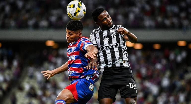 Fortaleza suporta pressão do Ceará e avança às quartas de final da Copa do Brasil
