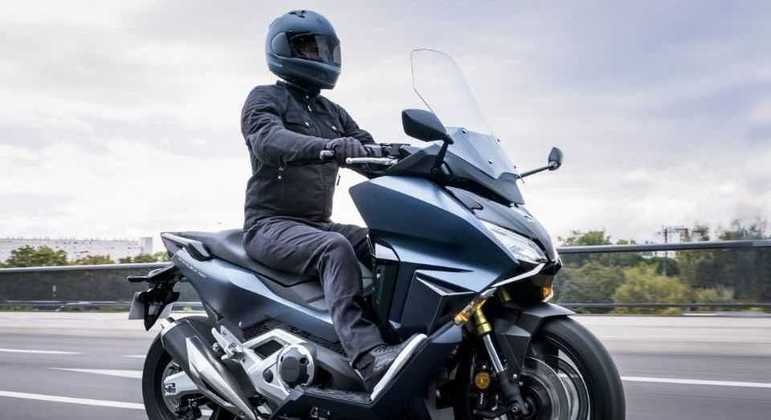 Honda Forza 750 na Europa