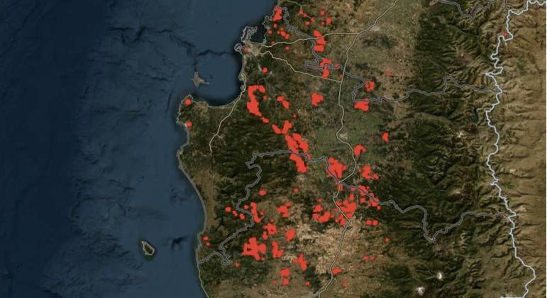 Foto da Nasa com Focos de Incêndio em Itata e Bio Bio